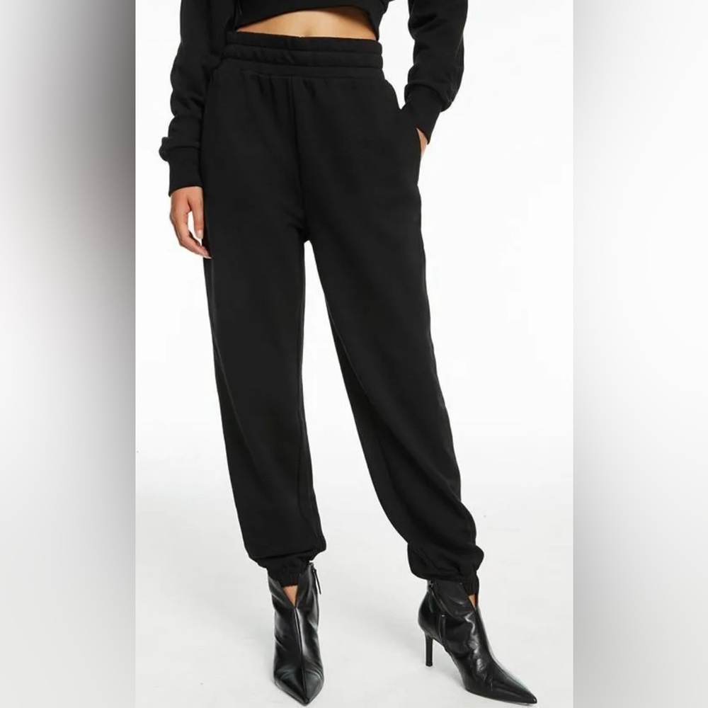Black Sweatpants